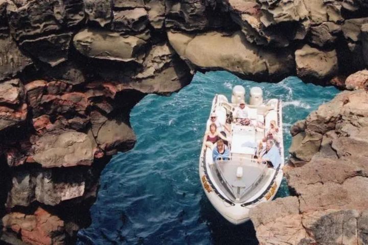 Kealakekua snorkeling tour